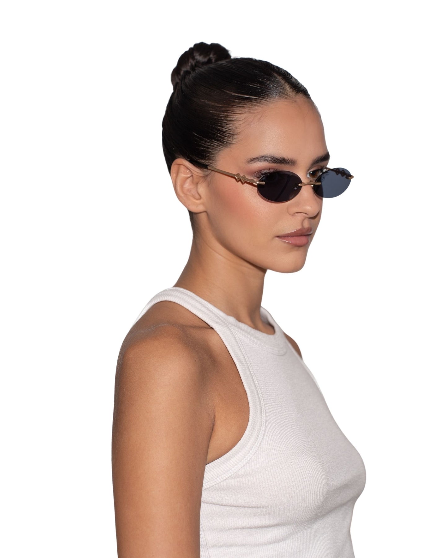 Get Women’s Sunglasses in Navy Blue Colour – Shop Online in USA, UK, Canada & United Arab Emirates